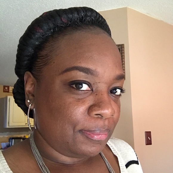 Meet your Posher, Tamika - Picture 1 of 1